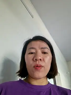 Snapshot of Hailey_babe chatting on November 24, 2025, 3:06 am Hailey babe online show from November 24, 2025, 3:06 am