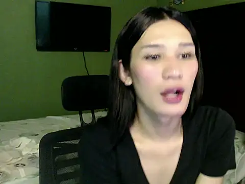 Snapshot of SerenaCortesi chatting on October 27, 2025, 9:05 pm SerenaCortesi online show from October 27, 2025, 9:05 pm