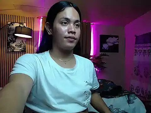 lava lux online show from October 21, 2025, 3:55 pm