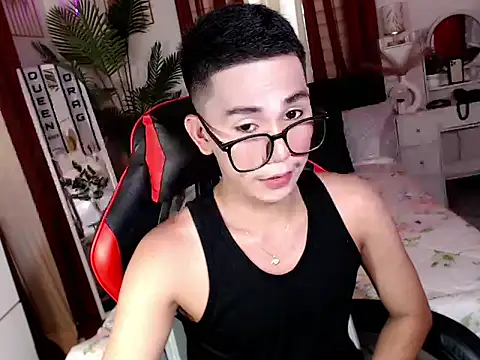 drinkmycumx online show from January 19, 2026, 5:33 am