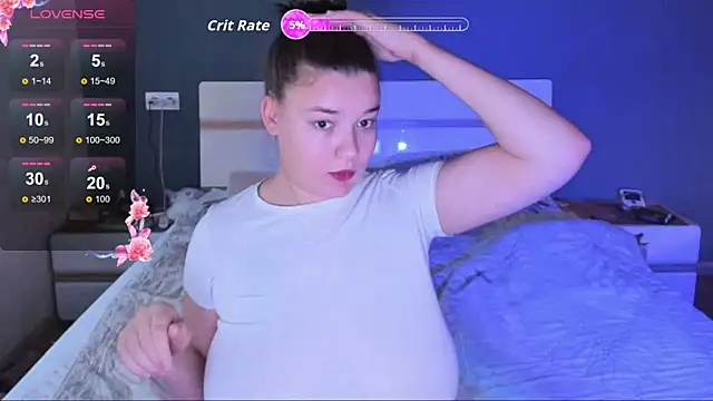 Snapshot of LinaElasm chatting on November 18, 2025, 12:19 pm LinaElasm online show from November 18, 2025, 12:19 pm