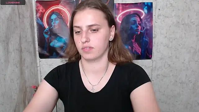 AmandaDimond  online show from May 25, 2026, 10:25 am