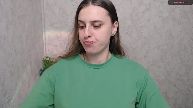 AmandaDimond  online show from March 4, 2026, 11:40 am