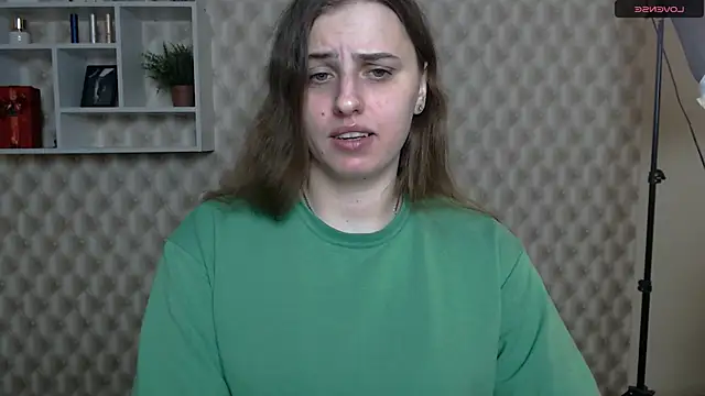 AmandaDimond  online show from January 17, 2026, 9:24 am