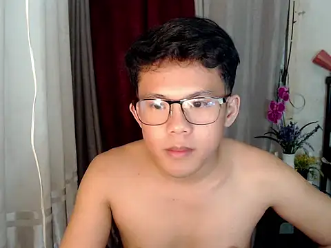 Snapshot of twink_asianbunny chatting on November 28, 2025, 5:02 pm twink asianbunny online show from November 28, 2025, 5:02 pm