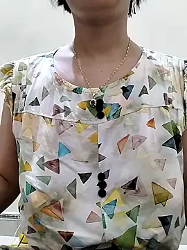 love sexy090 online show from April 16, 2026, 12:11 am