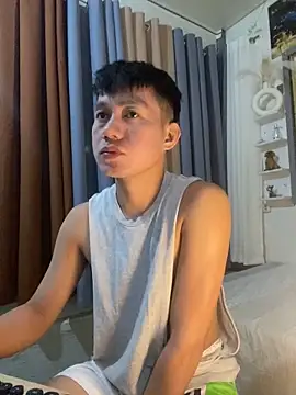 Snapshot of xshyboyx chatting on October 27, 2025, 11:55 am xshyboyx online show from October 27, 2025, 11:55 am