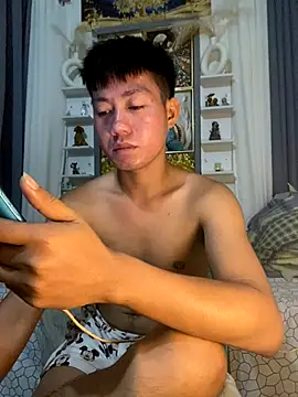 Snapshot of xshyboyx chatting on September 27, 2025, 11:38 am xshyboyx online show from September 27, 2025, 11:38 am