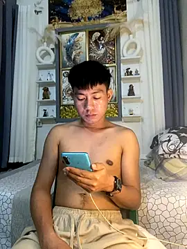 Snapshot of xshyboyx chatting on September 23, 2025, 12:56 pm xshyboyx online show from September 23, 2025, 12:56 pm