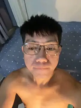 Snapshot of xshyboyx chatting on October 17, 2025, 4:27 am xshyboyx online show from October 17, 2025, 4:27 am