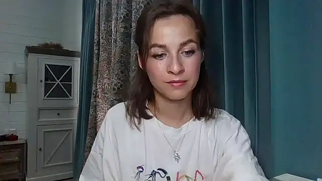 Wielee online show from September 13, 2025, 6:46 am