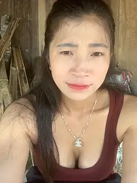 Snapshot of ThiHa003 chatting on September 28, 2025, 3:24 am ThiHa003 online show from September 28, 2025, 3:24 am
