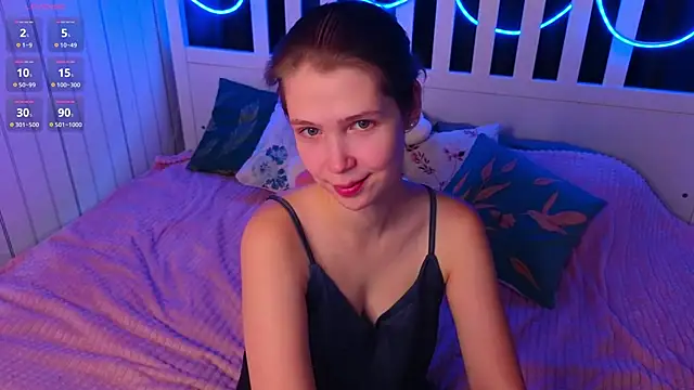 Snapshot of BeatrixCarIeton chatting on November 15, 2025, 7:18 pm BeatrixCarIeton online show from November 15, 2025, 7:18 pm