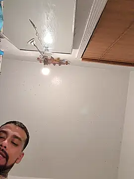 Snapshot of Cnutt310 chatting on February 10, 2026, 1:59 am Cnutt310 online show from February 10, 2026, 1:59 am