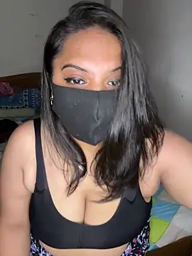 Snapshot of Momita-1 chatting on October 28, 2025, 4:50 pm Momita-1 online show from October 28, 2025, 4:50 pm