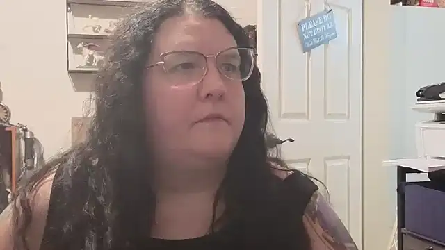Snapshot of emberlynnix chatting on September 16, 2025, 5:52 am emberlynnix online show from September 16, 2025, 5:52 am