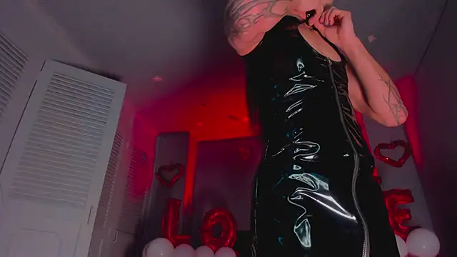 Draculairis online show from February 13, 2026, 2:17 pm