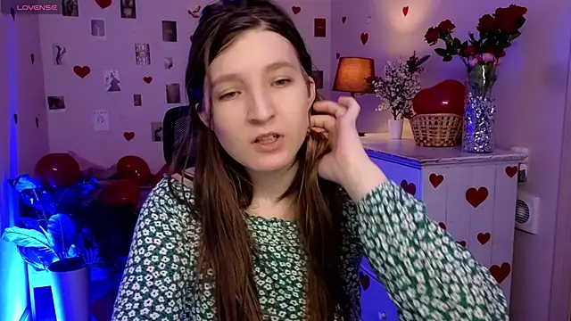 Mia Myles online show from February 18, 2026, 10:33 am