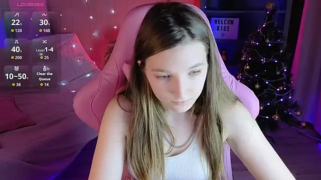 Mia Myles online show from December 16, 2025, 11:25 am