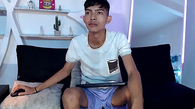 Snapshot of PRETTY_SEX1 chatting on November 1, 2025, 1:16 pm PRETTY SEX1 online show from November 1, 2025, 1:16 pm