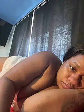 Snapshot of Sam_Blue chatting on July 17, 2026, 12:35 pm Sam Blue online show from July 17, 2026, 12:35 pm