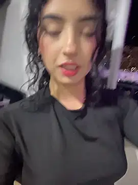 Snapshot of RosseMelody chatting on November 26, 2025, 6:02 am RosseMelody online show from November 26, 2025, 6:02 am