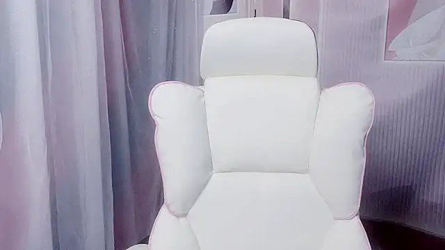 kemybaby online show from March 11, 2026, 6:35 pm