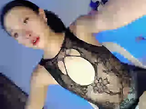 thewhorekylie online show from November 7, 2025, 7:18 pm