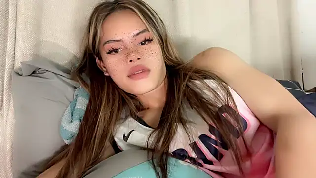 Snapshot of serpenthena_goddess chatting on November 9, 2025, 1:09 am serpenthena goddess online show from November 9, 2025, 1:09 am