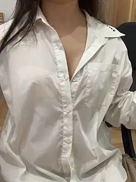 Snapshot of Keysha8386 chatting on November 4, 2025, 8:18 am Keysha8386 online show from November 4, 2025, 8:18 am