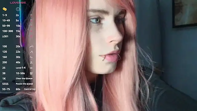 Snapshot of PieraMarch chatting on January 13, 2026, 6:34 pm PieraMarch online show from January 13, 2026, 6:34 pm