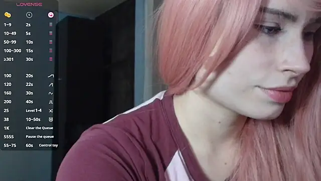 Snapshot of PieraMarch chatting on February 11, 2026, 7:36 pm PieraMarch online show from February 11, 2026, 7:36 pm