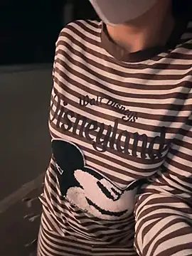 Meii-meyy online show from March 13, 2026, 4:45 pm