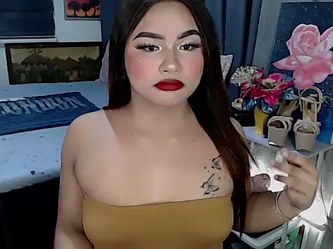 Candice cummer online show from October 29, 2025, 6:18 pm