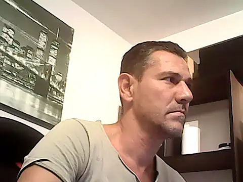 Snapshot of mastercharisma35 chatting on October 9, 2025, 1:00 pm mastercharisma35 online show from October 9, 2025, 1:00 pm