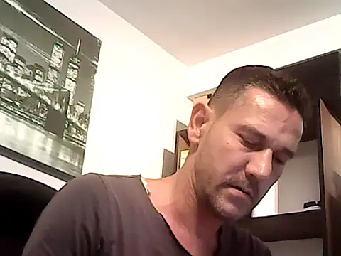 Snapshot of mastercharisma35 chatting on October 11, 2025, 2:18 pm mastercharisma35 online show from October 11, 2025, 2:18 pm