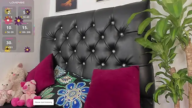 Snapshot of Britney_Rose chatting on September 29, 2025, 12:17 am Britney Rose online show from September 29, 2025, 12:17 am