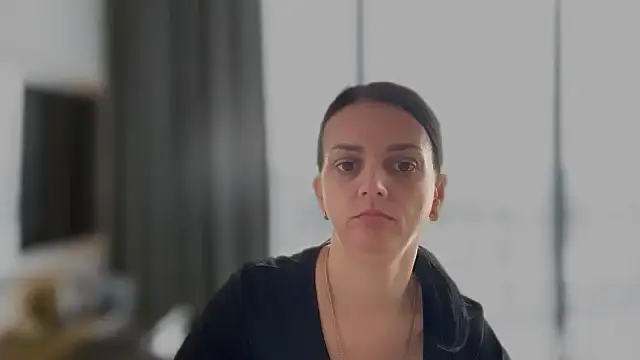 Snapshot of Sladosttss chatting on November 20, 2025, 9:54 am Sladosttss online show from November 20, 2025, 9:54 am