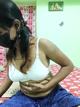 Snapshot of Tamil_Ishu chatting on April 27, 2026, 4:27 pm Tamil Ishu online show from April 27, 2026, 4:27 pm