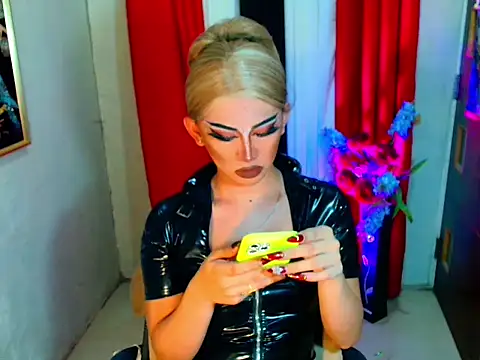 Snapshot of Queen_yasii_88 chatting on October 31, 2025, 4:25 pm Queen yasii 88 online show from October 31, 2025, 4:25 pm