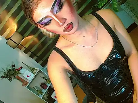 Snapshot of Queen_yasii_88 chatting on April 24, 2026, 3:14 pm Queen yasii 88 online show from April 24, 2026, 3:14 pm