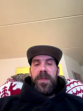 Snapshot of thepenisher777 chatting on December 13, 2025, 8:04 pm thepenisher777 online show from December 13, 2025, 8:04 pm