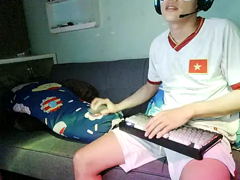 boyhigh1997 online show from February 23, 2026, 5:57 pm