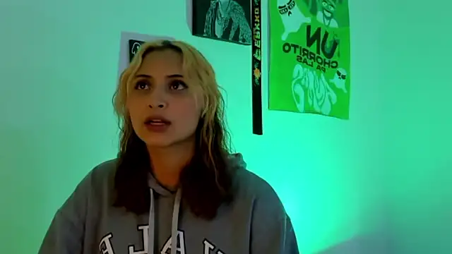 Snapshot of melissa_noirr chatting on November 19, 2025, 5:13 pm melissa noirr online show from November 19, 2025, 5:13 pm