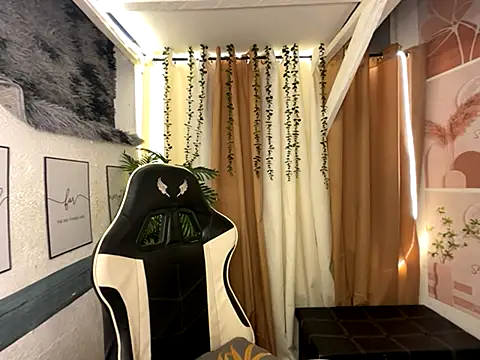 Sweetasian cum online show from November 11, 2025, 2:34 pm