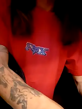 Snapshot of anaboleyn chatting on February 22, 2026, 12:57 am anaboleyn online show from February 22, 2026, 12:57 am