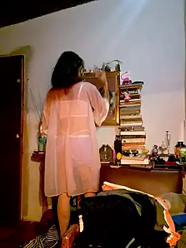 Snapshot of anaboleyn chatting on January 16, 2026, 12:36 am anaboleyn online show from January 16, 2026, 12:36 am