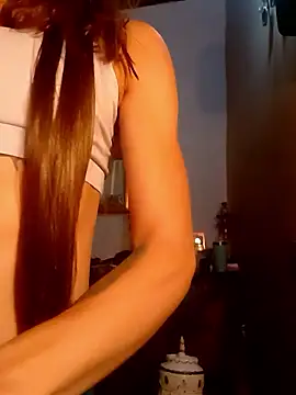 Snapshot of anaboleyn chatting on January 6, 2026, 10:25 pm anaboleyn online show from January 6, 2026, 10:25 pm