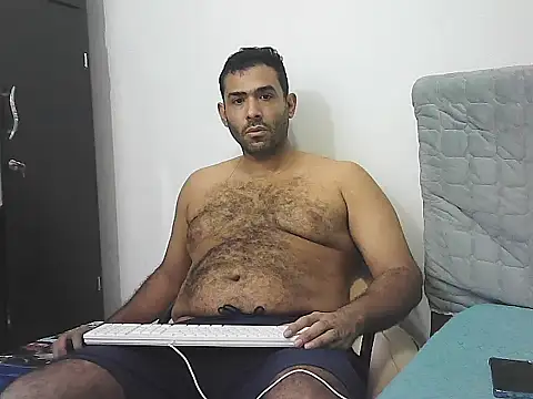 Snapshot of morenocabro10 chatting on November 12, 2025, 7:18 pm morenocabro10 online show from November 12, 2025, 7:18 pm