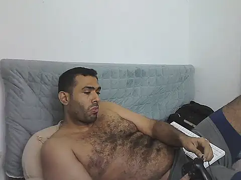 Snapshot of morenocabro10 chatting on January 7, 2026, 10:04 pm morenocabro10 online show from January 7, 2026, 10:04 pm